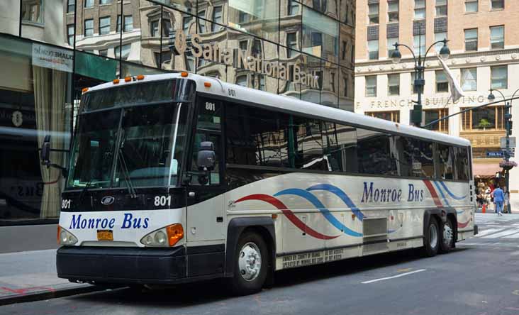 Monroe Bus MCI 801